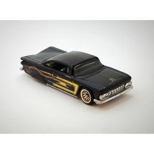 Hot Wheels '59 Chevy Impala 2002 Pavement Pounders Diecast Car